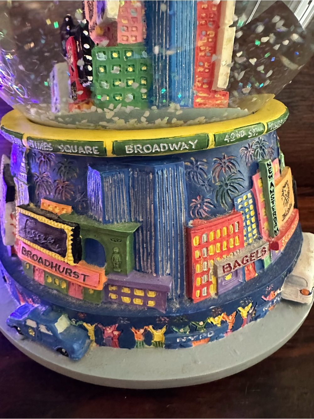 New York City Millennium 2000 Snow Globe Twin Towers Broadway Times Square - Picture 9 of 9